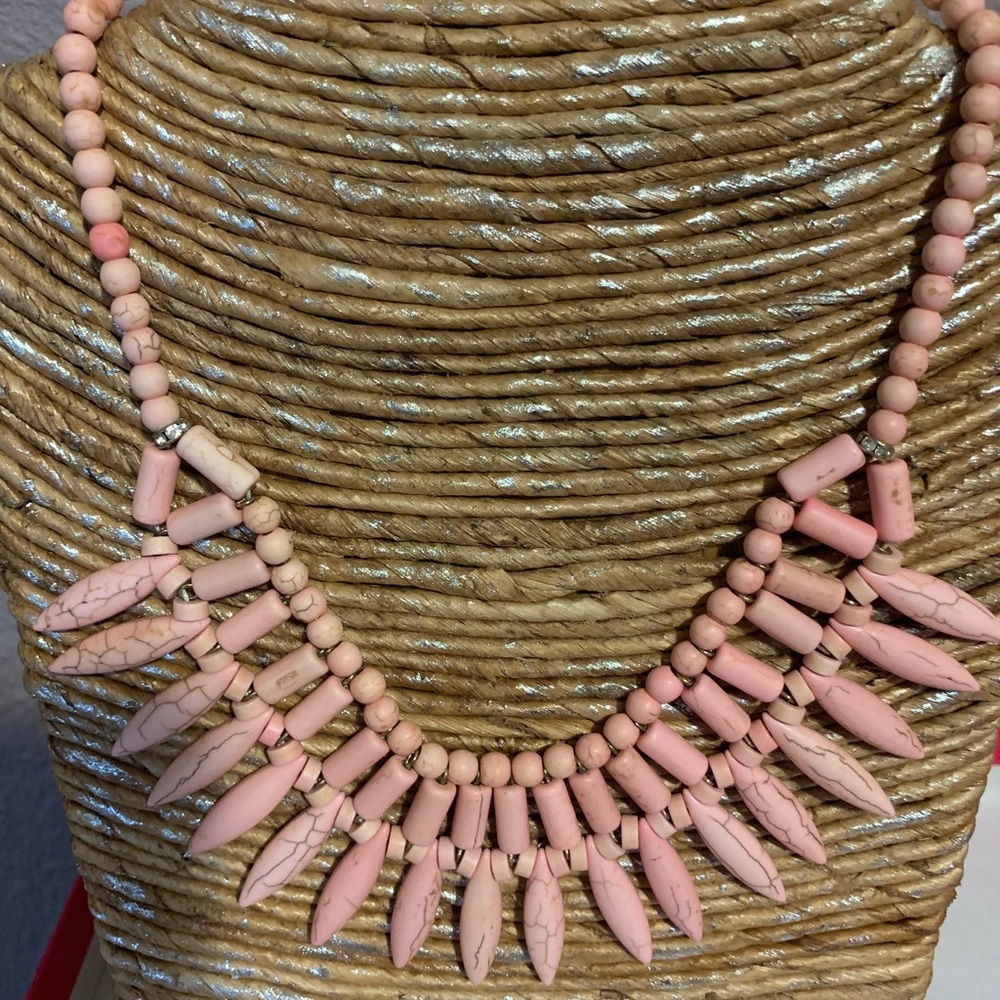 Excellent preowned tribal collar style necklace